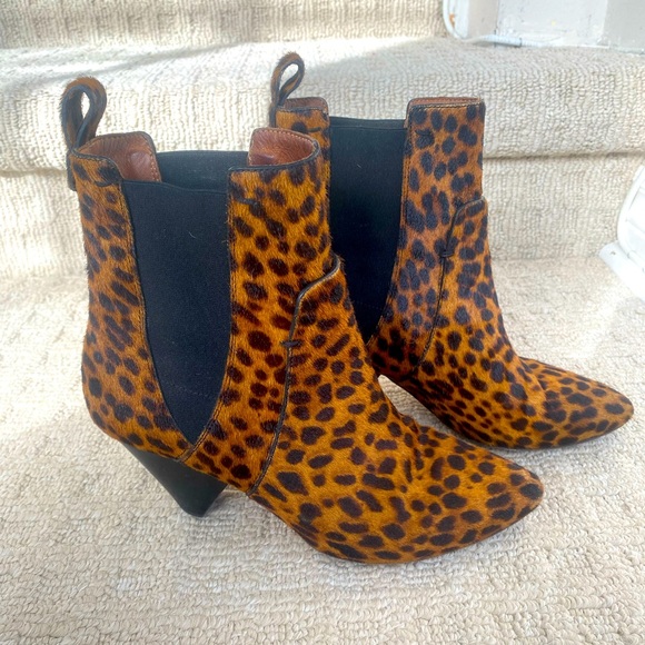 Veronica Beard Calf Hair Leopard Ankle Boots - size 7 - Picture 3 of 17